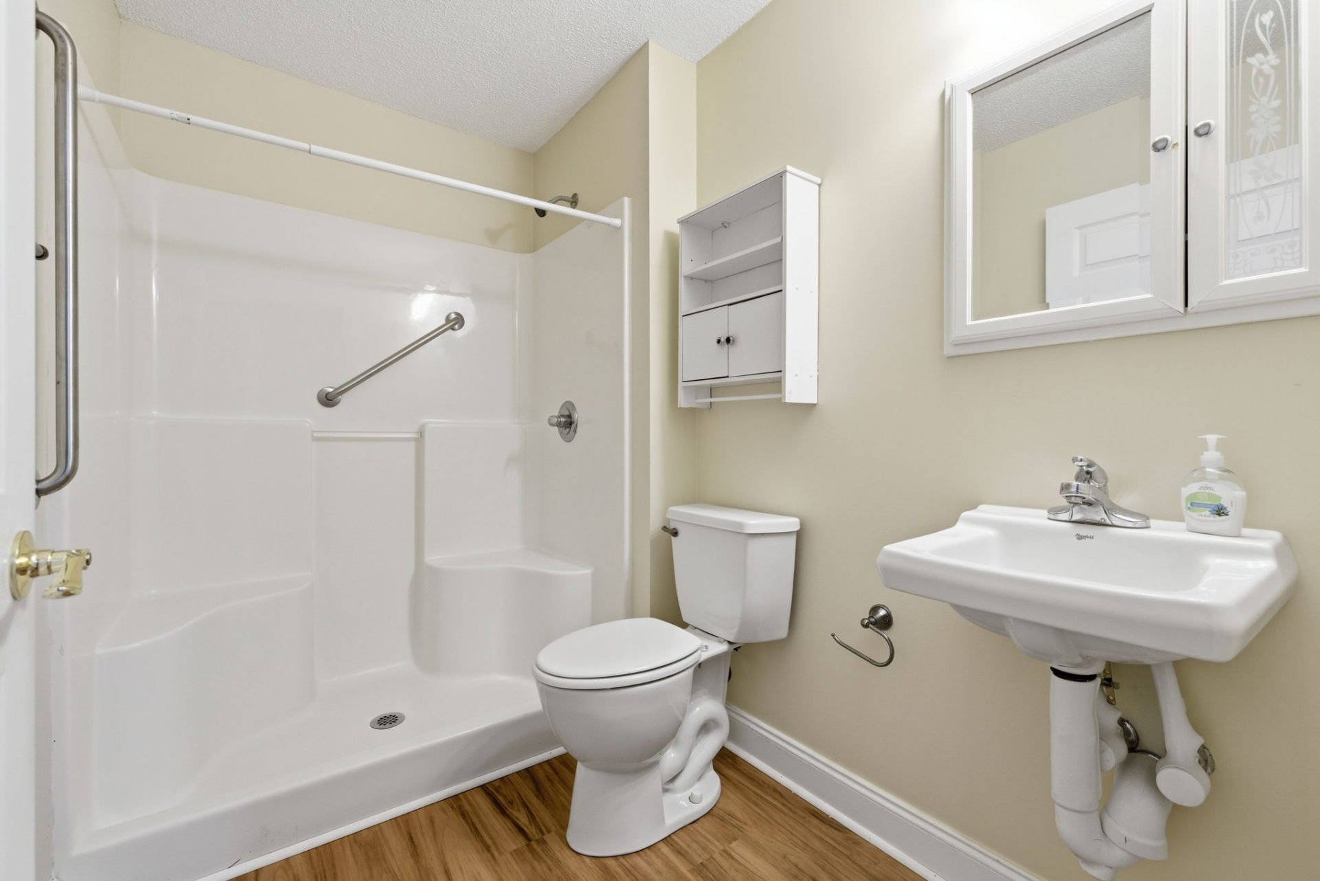 One Bedroom photo 4