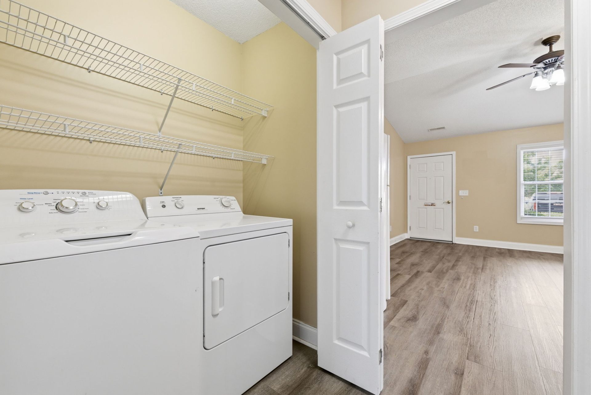 One Bedroom photo 3